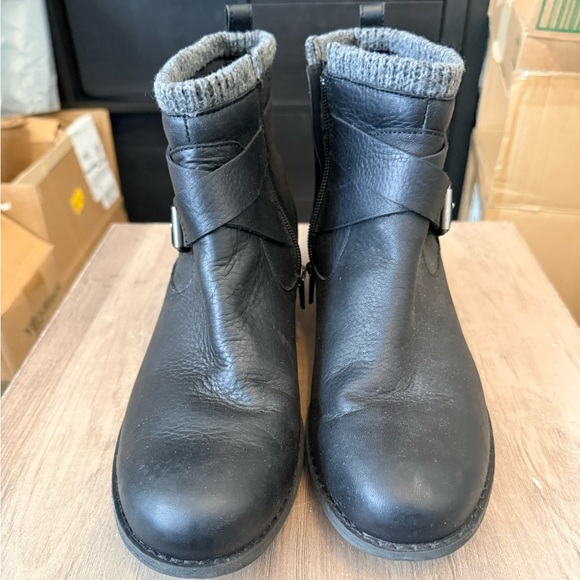 Merrell Women's Shiloh II Zip Waterproof Ankle Boot in size 9.5 black - Picture 6 of 10